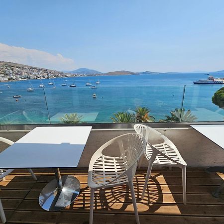 Hotel Pini Sarandë Exterior foto
